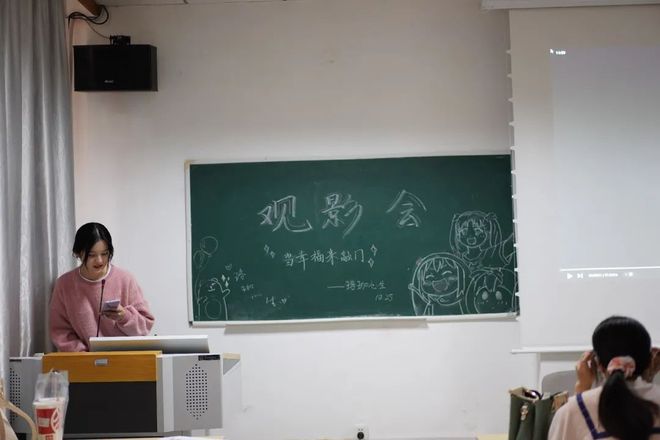 愚人节整同学游戏_愚人节怎么整人最好玩同学_同学版愚人节整人点子