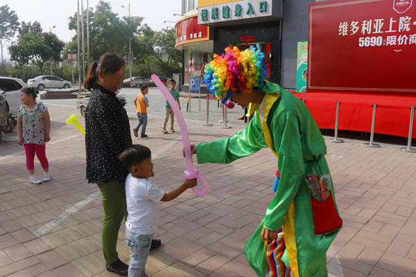 小丑国的爱丽丝真相_小丑国的爱丽丝_小丑国的爱丽丝joker